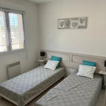 Corse T3 Piscine * Santa-Maria-Poggio (Corsica)