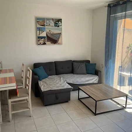 Corse T3 Piscine Santa-Maria-Poggio (Corsica)