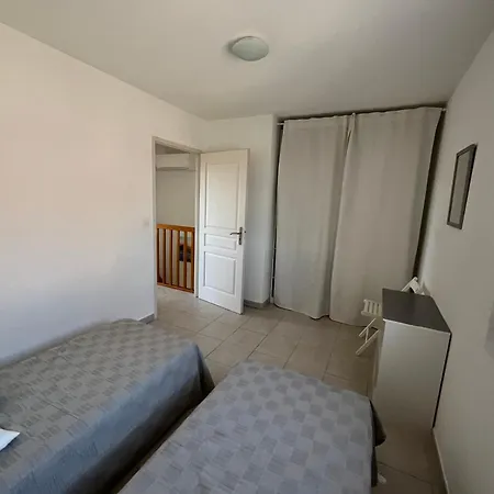 Corse T3 Piscine Semesterbostad *