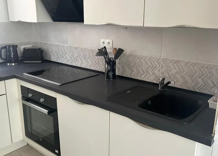 Corse T3 Piscine Hébergement de vacances Santa-Maria-Poggio (Corsica)